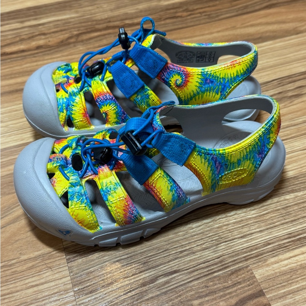 Keen Kids' Full Rubber Rainbow Sandals, sz 3Y